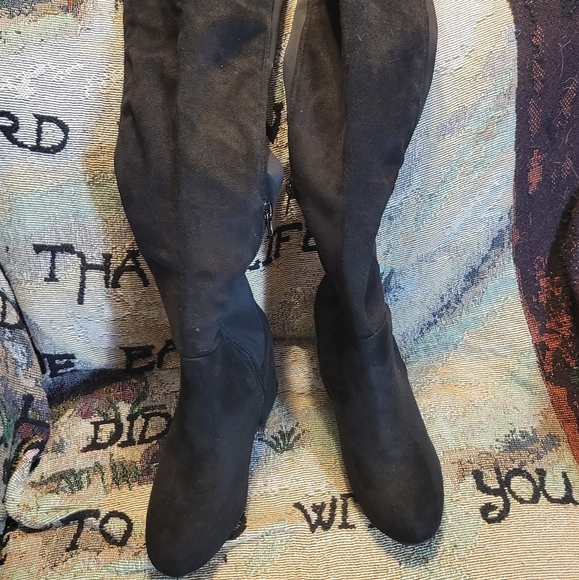 Over the Knee black  boots new with out box - Picture 3 of 12